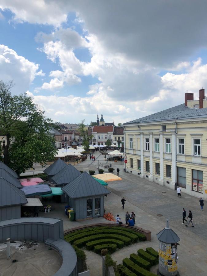 Pensjonat Widok Rynek -Parking Kielce Dış mekan fotoğraf